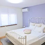 Comfortable 1-bedroom In - Close To Gondola By Flat Mаnаger Daire Bansko