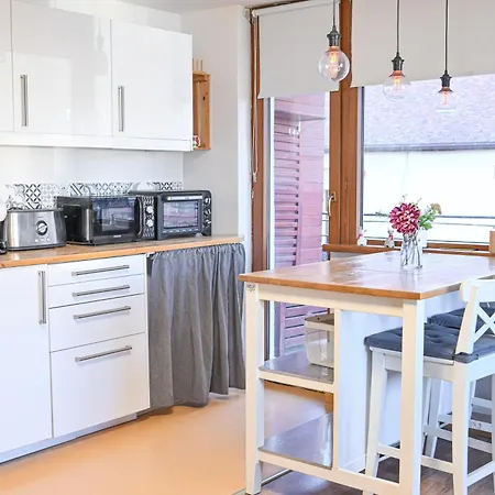 Comfortable 1-bedroom In - Close To Gondola By Flat Mаnаger Апартамент *