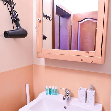 Апартаменти Comfortable 1-bedroom In - Close To Gondola By Flat Mаnаger *