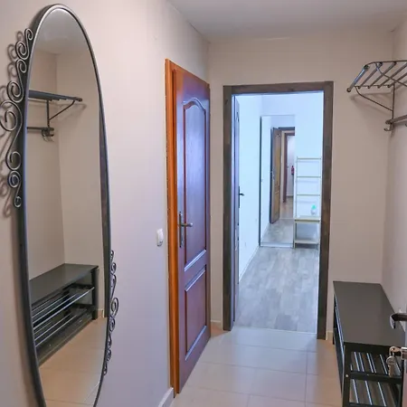 Апартамент Comfortable 1-bedroom In - Close To Gondola By Flat Mаnаger *