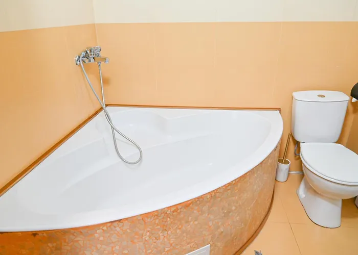 Comfortable 1-bedroom In - Close To Gondola By Flat Mаnаger Apartment *